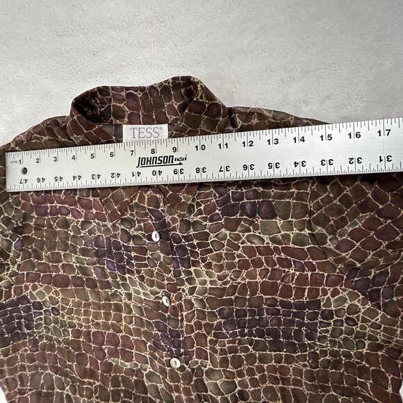 Tess Womens Sheer Snake Skin Print Button-Up Shirt Blouse Large 100% Silk Brown - Picture 4 of 7